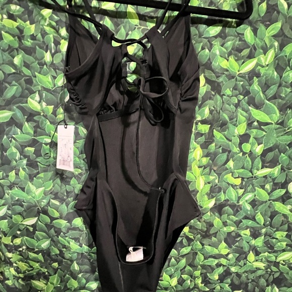 NWT Shade & Shore Women's 1pc Swimsuit tie back adjustable-medium - Picture 12 of 13